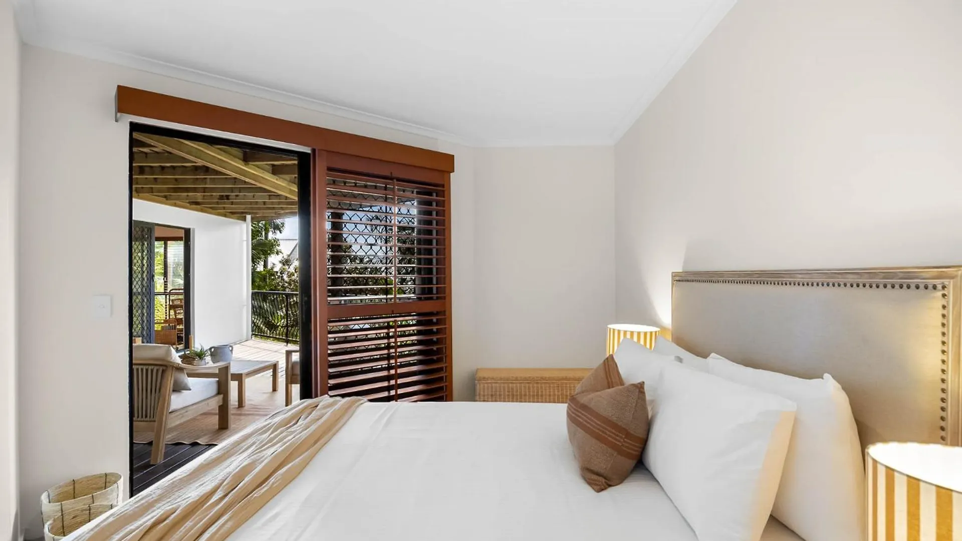 Chic 4-Bed, Surrounded By Nature With Ocean Views Coolum Beach 0*,  Australia